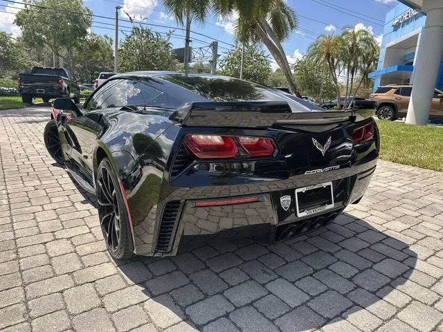 2019 Chevrolet Corvette Grand Sport Grand Sport 3LT photo 12