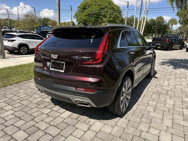 2021 Cadillac XT4 FWD Premium Luxury photo 36