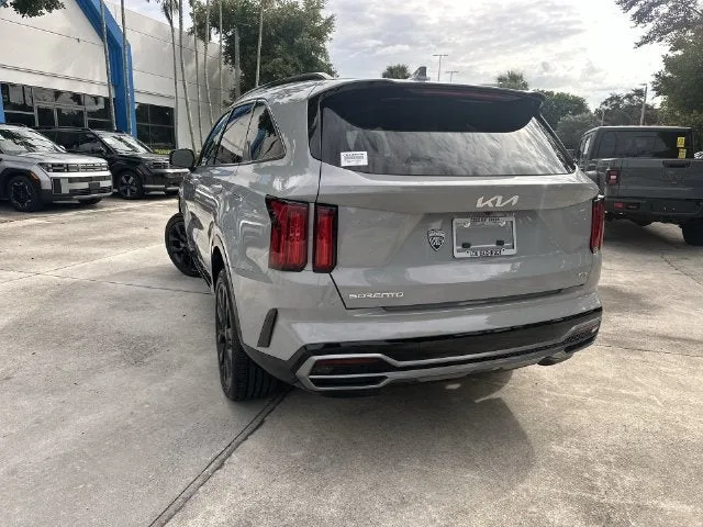 2023 Kia Sorento SX photo 12