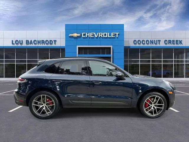 2023 Porsche Macan S photo 9