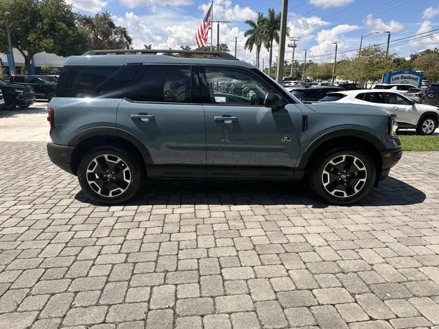 2023 Ford Bronco Sport Outer Banks photo 14
