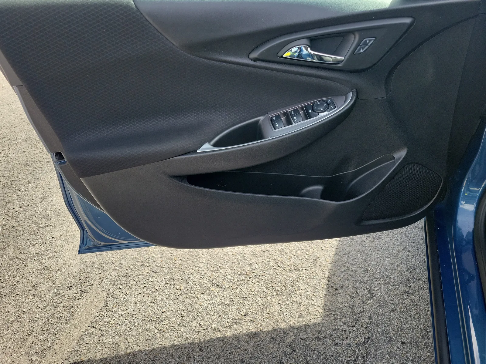 2025 Chevrolet Malibu 1LT photo 23