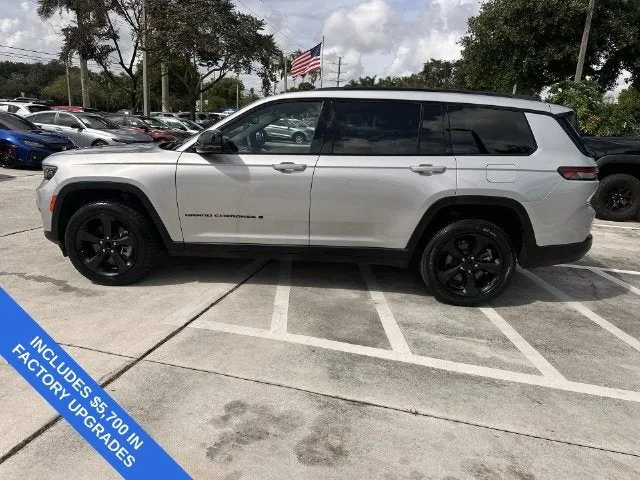2023 Jeep Grand Cherokee L Altitude photo 32
