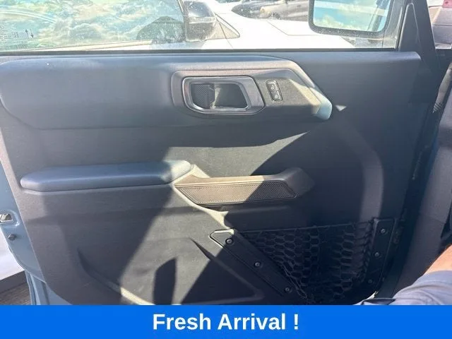 2022 Ford Bronco Base photo 12