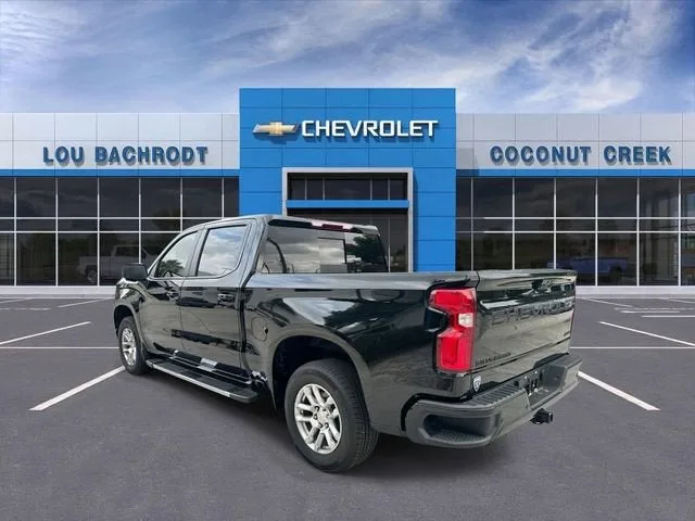 2024 Chevrolet Silverado 1500 RST photo 6