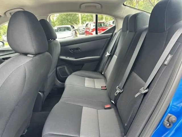 2025 Nissan Sentra SV photo 27