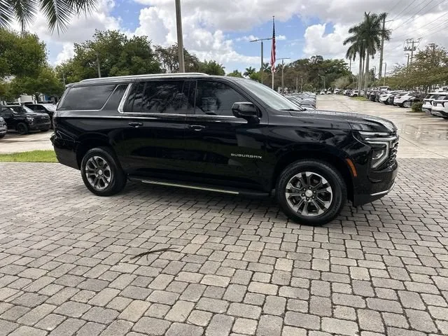 2026 Chevrolet Suburban LS photo 15