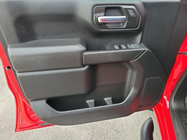2022 Chevrolet Silverado 1500 Custom photo 24