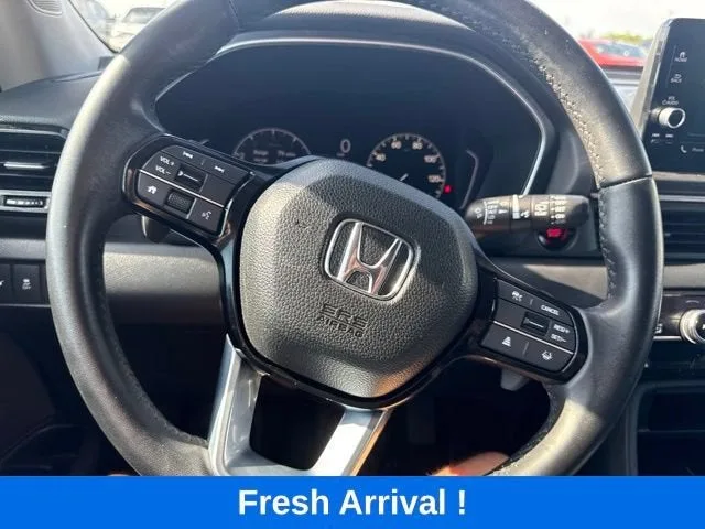 2024 Honda Pilot EX-L 7 Passenger photo 7