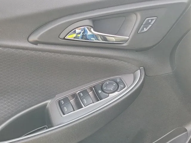 2025 Chevrolet Malibu 1LT photo 24