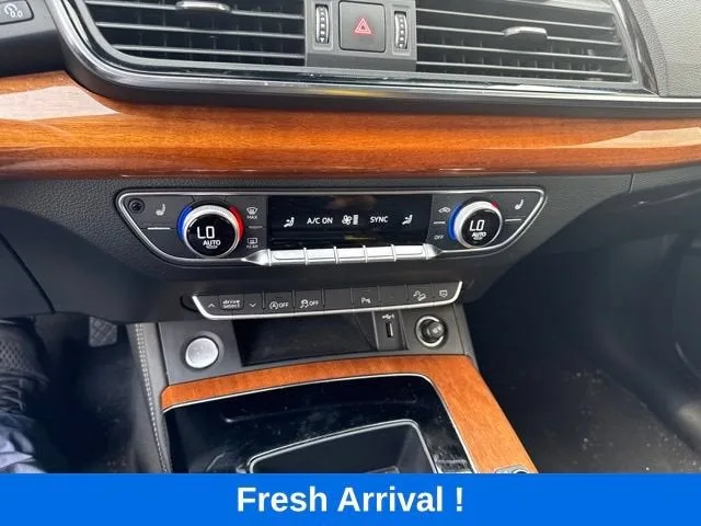 2021 Audi Q5 Premium Plus photo 8