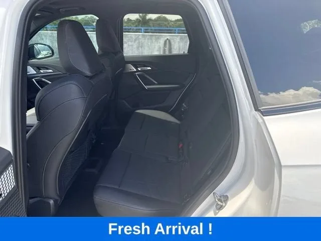 2023 BMW X1 xDrive28i photo 3