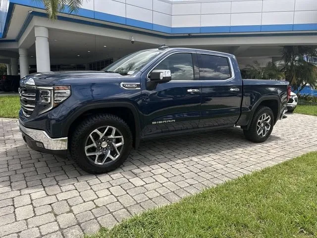 2022 GMC Sierra 1500 SLT photo 31