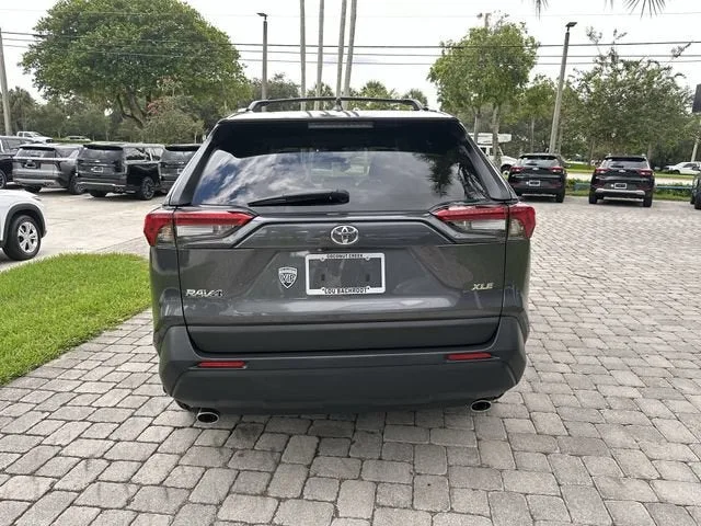 2024 Toyota RAV4 XLE Premium photo 36