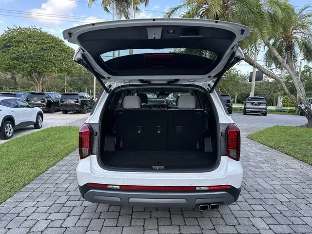 2025 Hyundai Palisade SEL photo 28