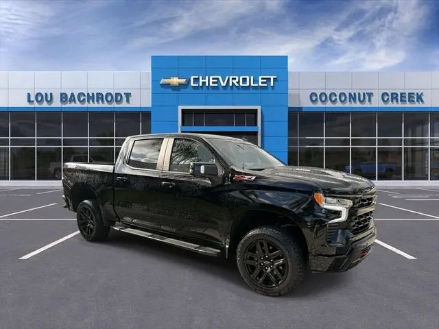 2024 Chevrolet Silverado 1500 LT Trail Boss photo 2