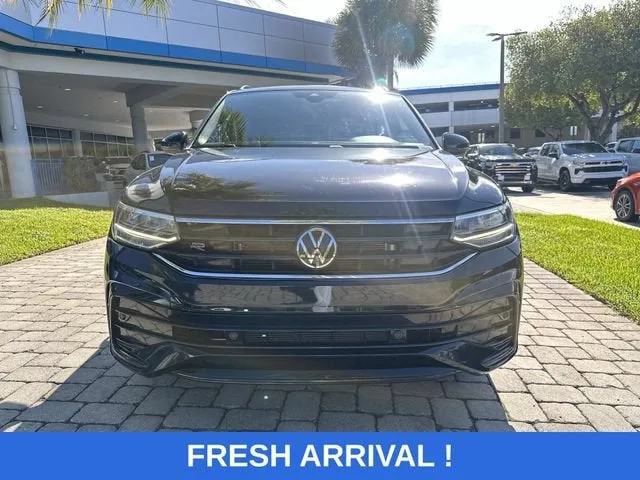 2022 Volkswagen Tiguan SE R-Line Black photo 19