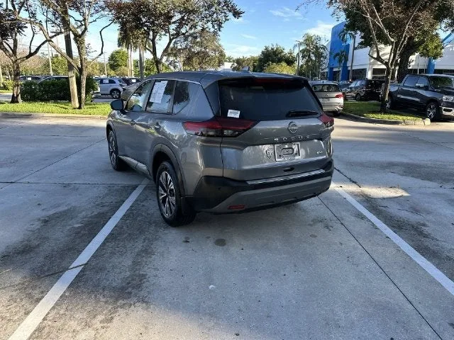 2023 Nissan Rogue SV photo 35