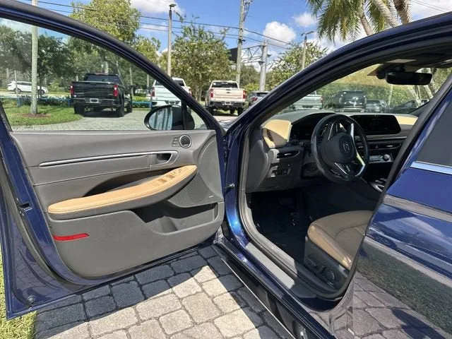 2020 Hyundai Sonata Limited photo 22