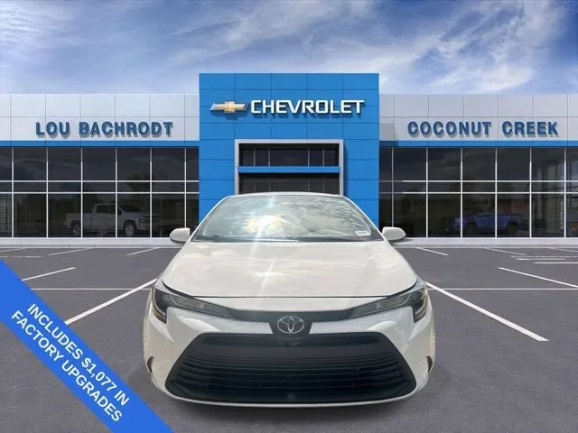 2024 Toyota Corolla LE photo 3
