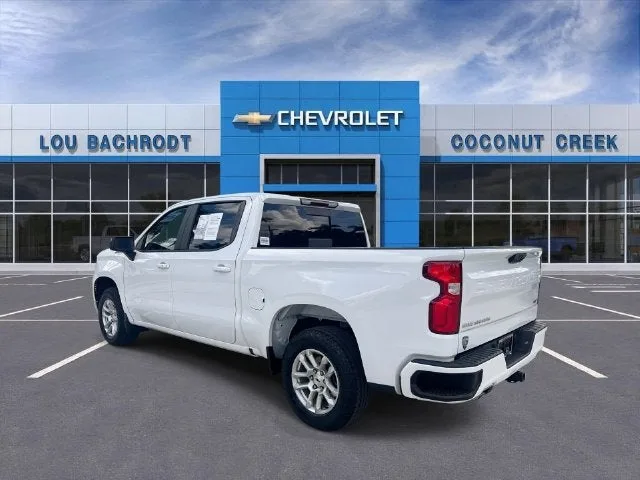 2024 Chevrolet Silverado 1500 RST photo 6