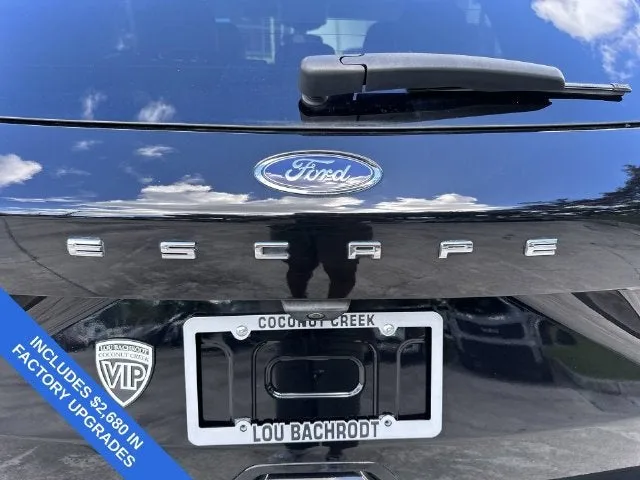 2022 Ford Escape SEL photo 39
