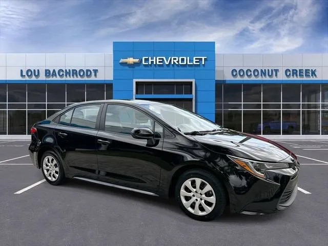 2024 Toyota Corolla LE photo 2