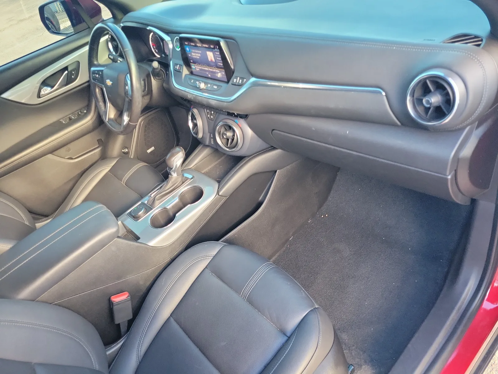 2021 Chevrolet Blazer LT photo 9