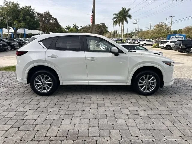 2024 Mazda CX-5 2.5 S Preferred Package photo 14