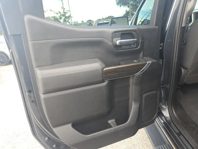 2022 Chevrolet Silverado 1500 LTD RST photo 16