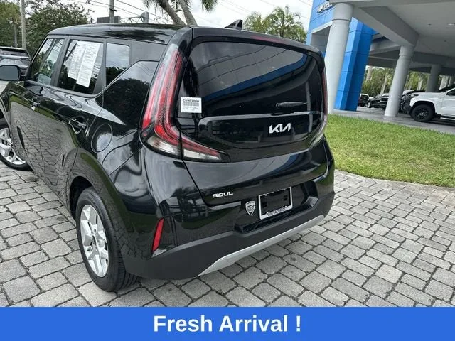 2024 Kia Soul LX photo 12