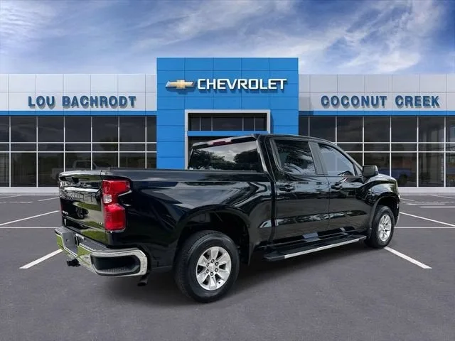 2023 Chevrolet Silverado 1500 LT photo 8