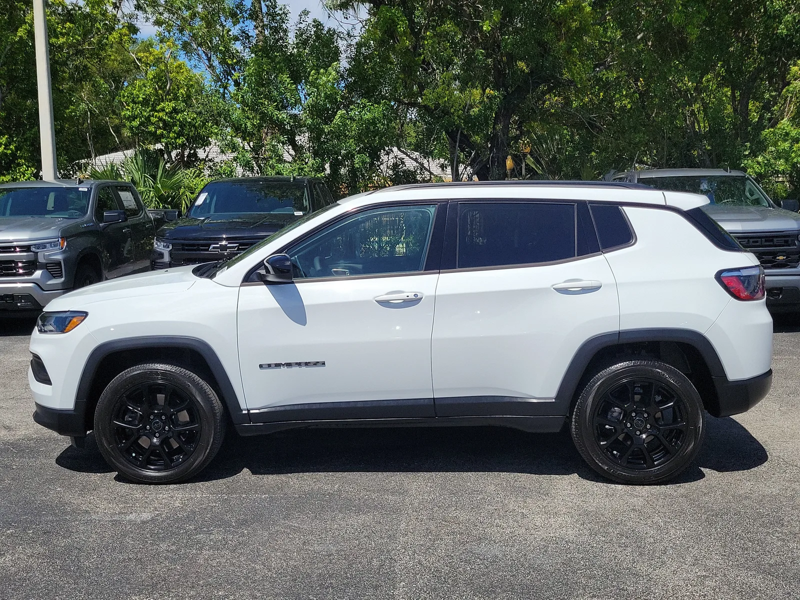 2025 Jeep Compass Latitude photo 6