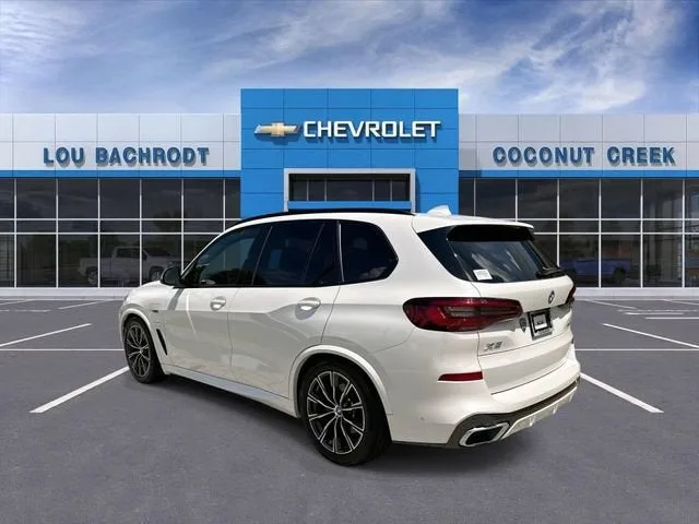 2022 BMW X5 xDrive45e photo 6