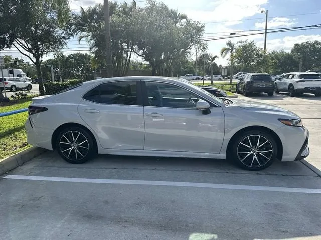 2024 Toyota Camry SE photo 35