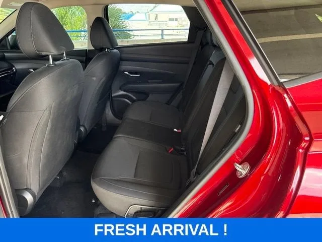 2025 Hyundai Tucson SEL photo 3