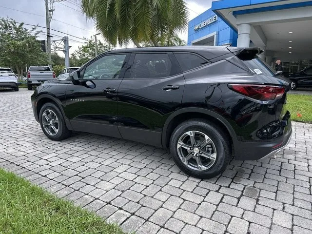 2025 Chevrolet Blazer 2LT photo 33