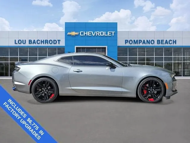 2023 Chevrolet Camaro LT1 photo 2