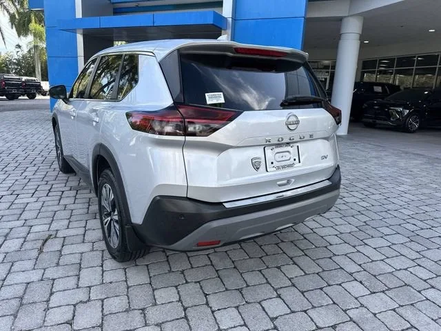2022 Nissan Rogue SV photo 36
