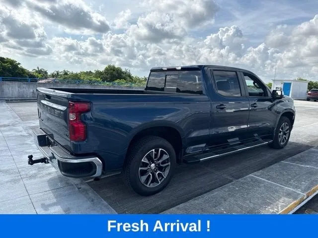 2022 Chevrolet Silverado 1500 LT photo 12