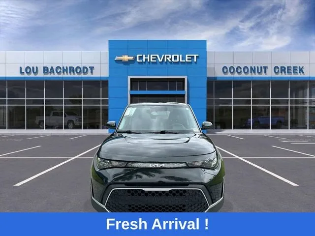 2024 Kia Soul LX photo 3