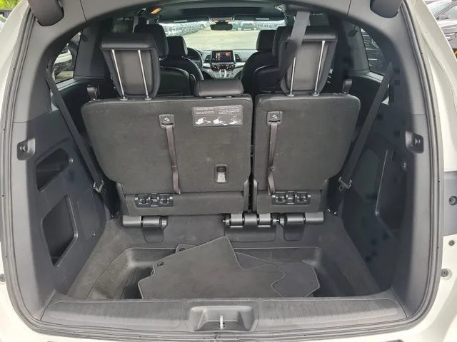 2024 Honda Odyssey Sport photo 13