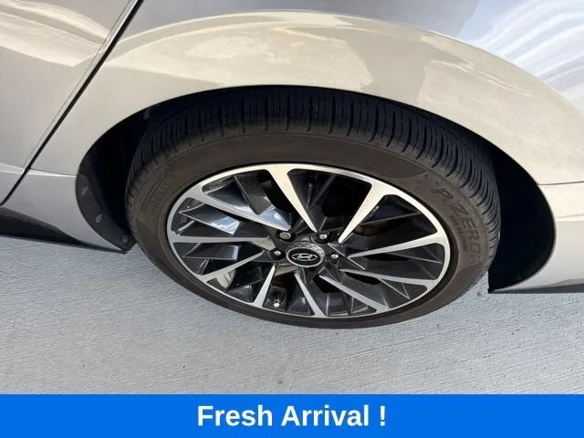 2023 Hyundai Sonata Limited photo 21