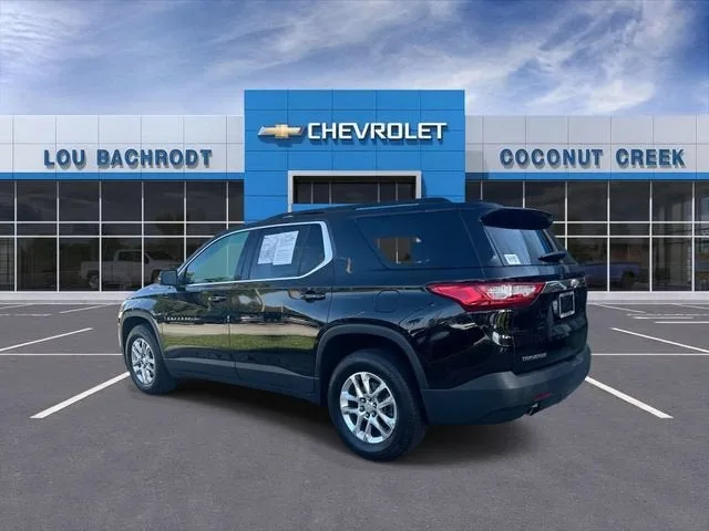 2021 Chevrolet Traverse LT Leather photo 6