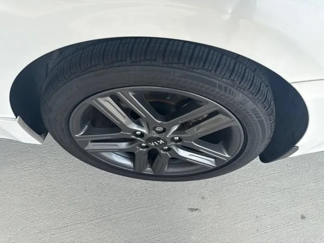 2021 Kia Forte GT-Line photo 20