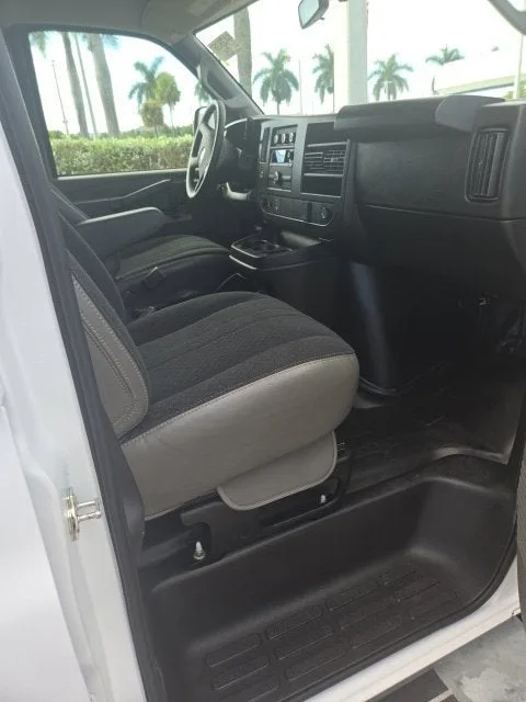 2025 Chevrolet Express Cargo WT photo 12