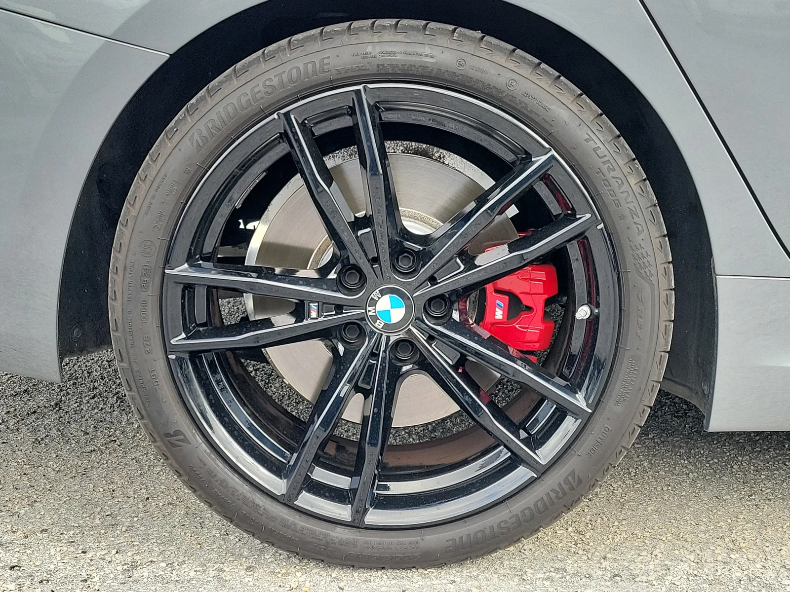 2024 BMW 3 Series M340i photo 2