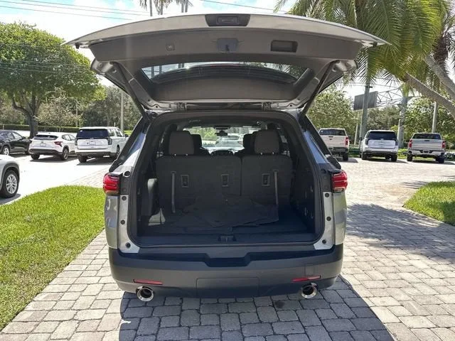 2023 Chevrolet Traverse LT Cloth photo 28