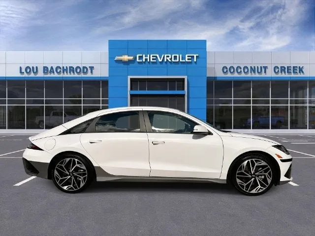 2023 Hyundai IONIQ 6 SEL photo 9