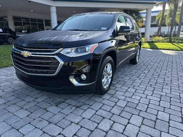 2021 Chevrolet Traverse LT Leather photo 21